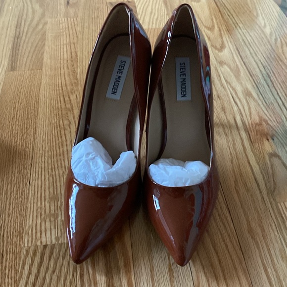 Steve Madden Klory Pump Cognac Patent 10 M - Picture 2 of 7